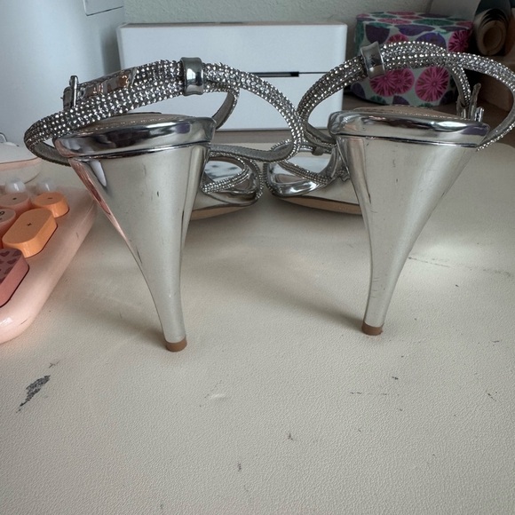 Steve Madden Silver Strappy Heels - Picture 5 of 6